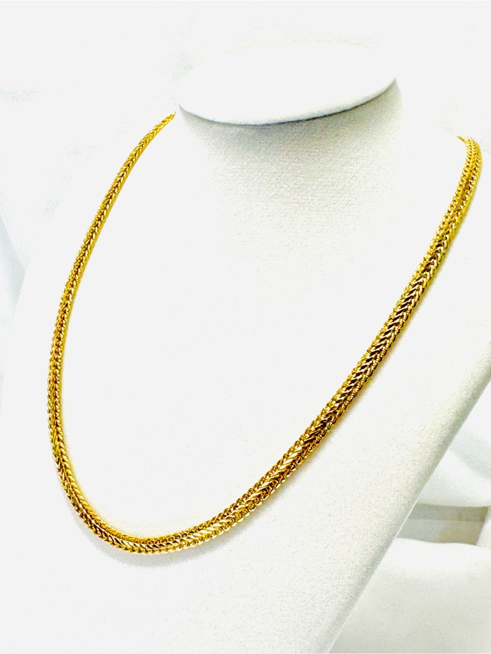 Classic vintage Monet Goldtone Rope Chain Necklace